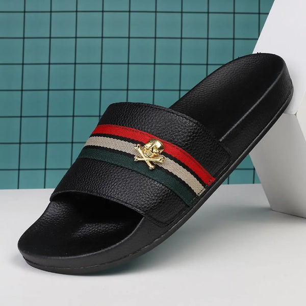 Emery_Prestige_Urban_Slides_Black_FlatLay_600x600.jpg